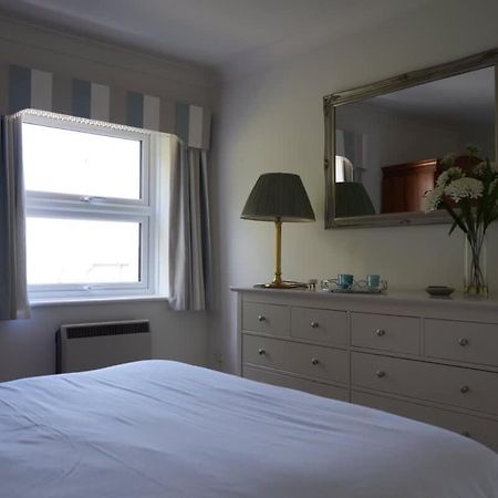 Fabulous High Street Townhouse With Stunning Views & Parking At 'Eagles Nest' Villa Falmouth Exterior photo
